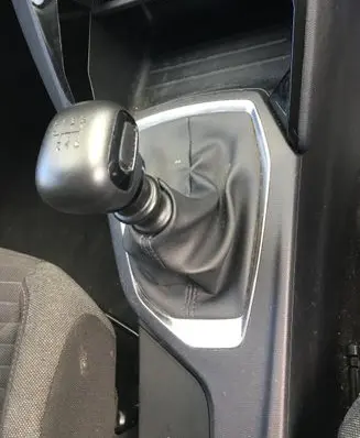 Peugeot 2008 II Gear lever shifter trim leather/knob 