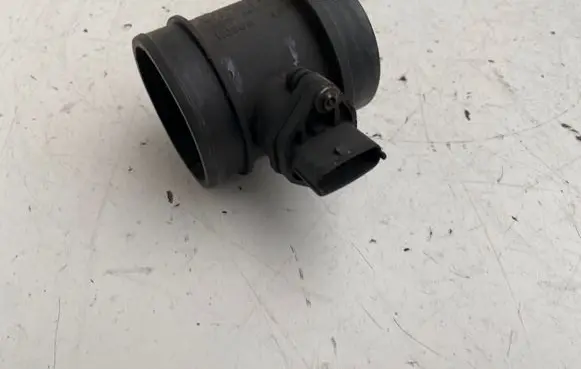 Volvo S80 Mass air flow meter 8670112