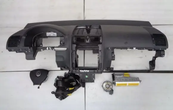 Volkswagen Touran I Airbag set with panel 