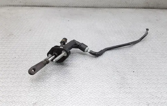 Mazda CX-7 Clutch master cylinder