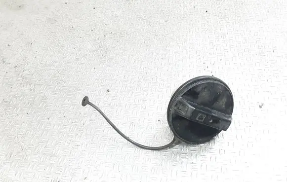 Nissan Pathfinder R51 Fuel tank filler cap 