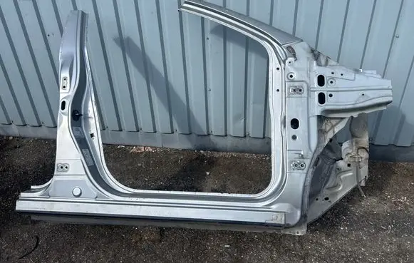 Nissan Qashqai Front sill (body part) 
