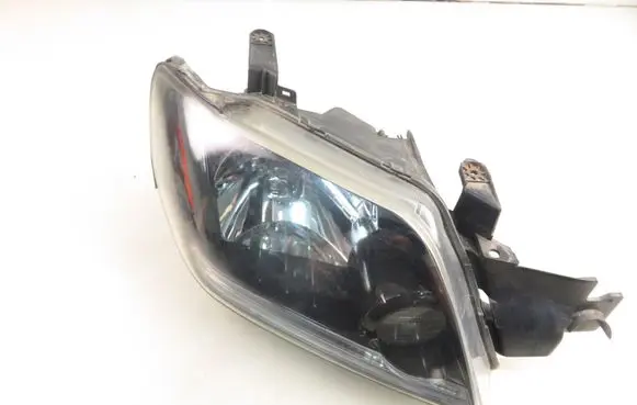 Mitsubishi Outlander Headlight/headlamp