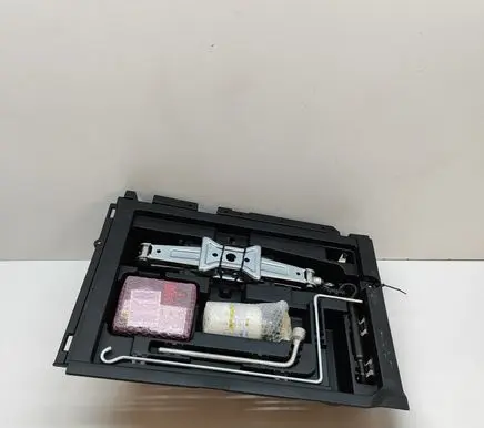 Lexus RX 450H Tool set 6499748030