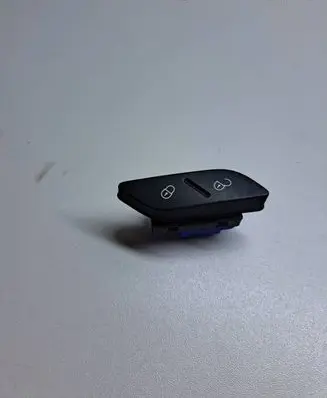Volkswagen Golf VI Central locking switch button 8K0962155