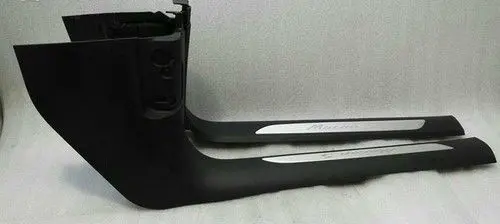 Porsche Macan (95B) Front door trim (molding) 95B863483A