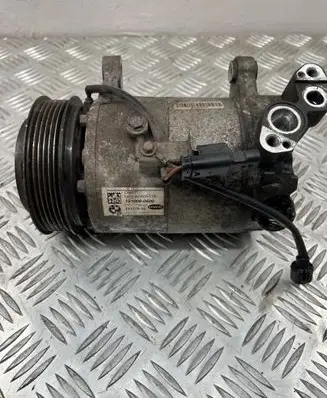 BMW 2 F46 Air conditioning (A/C) compressor (pump) 9295050 21137510 1510090600