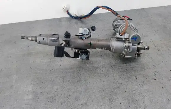 Toyota Yaris Steering wheel axle 