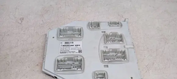 Mercedes-Benz Sprinter W907 W910 Central body control module A9079000806 A9079025204 A9079017702
