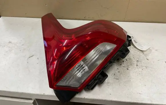 Volvo V40 Rear/tail lights 31283340 21220201