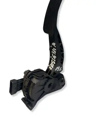 Opel Insignia A Accelerator throttle pedal 6PV00976501 21012009 13237356
