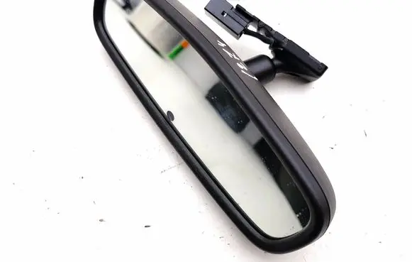 Rear view mirror (interior)