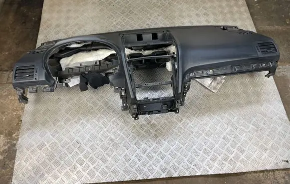 Subaru Forester SJ Dashboard