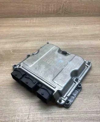 Peugeot 307 Engine control unit/module ECU 9647472780 0281011081