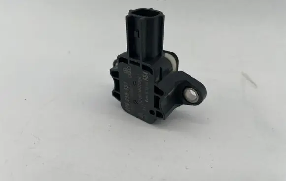 Audi A4 S4 B7 8E 8H Airbag deployment crash/impact sensor 8P0955557