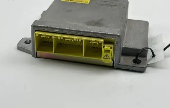 Mazda Premacy Airbag control unit/module C17657K30B 3326052 4F15D