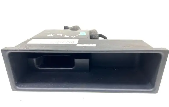 Head unit multimedia control