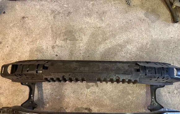Mini Cooper Countryman R60 Front bumper cross member 