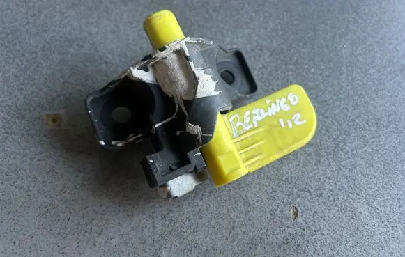 Citroen Berlingo Loading door check strap stopper 9682085077
