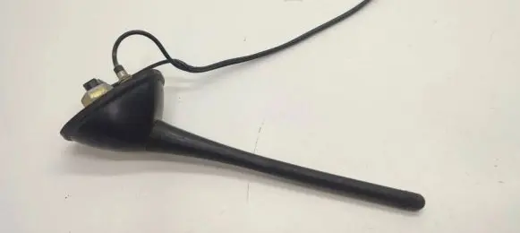 Honda Civic Radio antenna V300548E