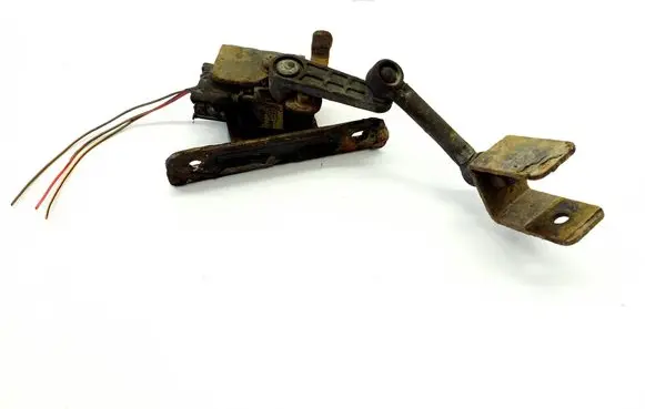 KIA Ceed Rear air suspension level height sensor 