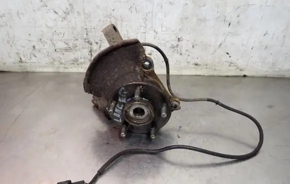 Mitsubishi Lancer Front wheel bearing hub 