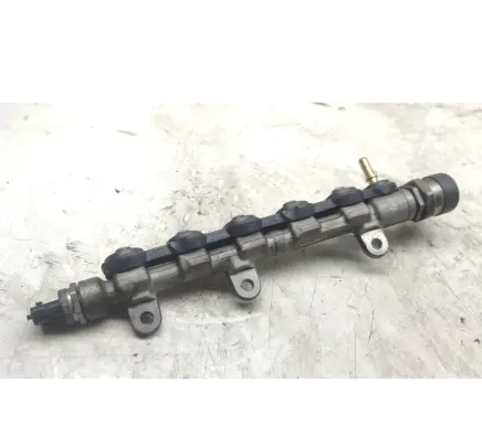 Renault Laguna III Fuel main line pipe 8200380999 627CS H82000610223