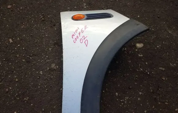 Mini One - Cooper R50 - 53 Fender OEM
