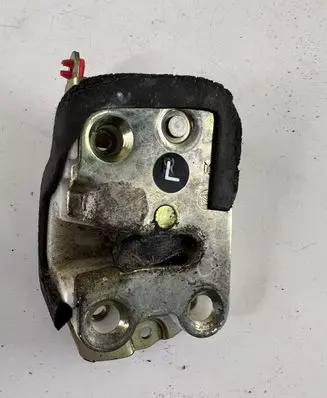 Opel Frontera A Tailgate lock latch 