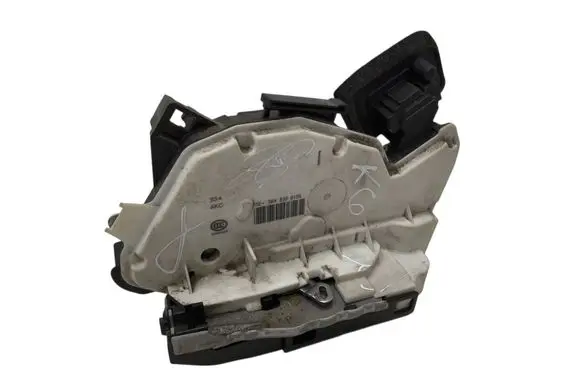 Seat Leon (5F) Rear door lock 5K4839015Q