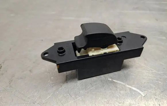 Mitsubishi i-MiEV Electric window control switch MR587944