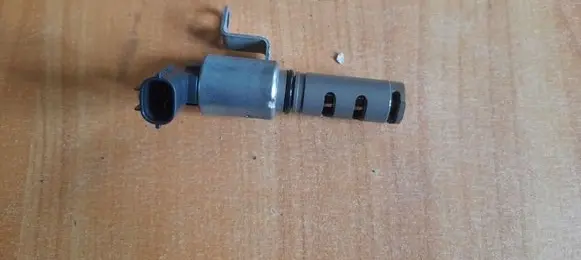 Toyota Yaris Camshaft vanos timing valve 