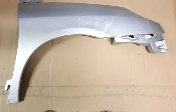 Peugeot 807 Fender