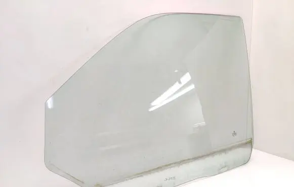Volkswagen Transporter - Caravelle T5 Front door window glass four-door 7H0845201D 43R001100 DOT249M24AS2