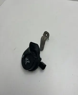 Volkswagen PASSAT B6 Horn signal 3C0951221