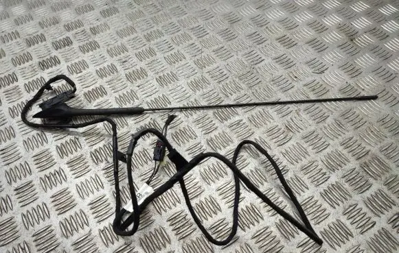 Radio antenna