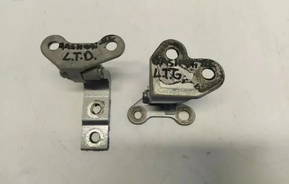Nissan Qashqai J12 Rear door hinge set J12532338