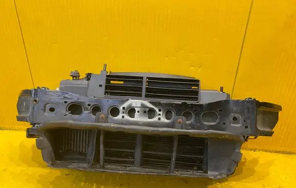 Ford Focus Radiator set 8V618C607ED E9G4A T908679