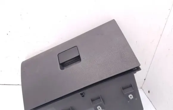 Volkswagen Fox Glove box 5Z0857097 5Z0857101