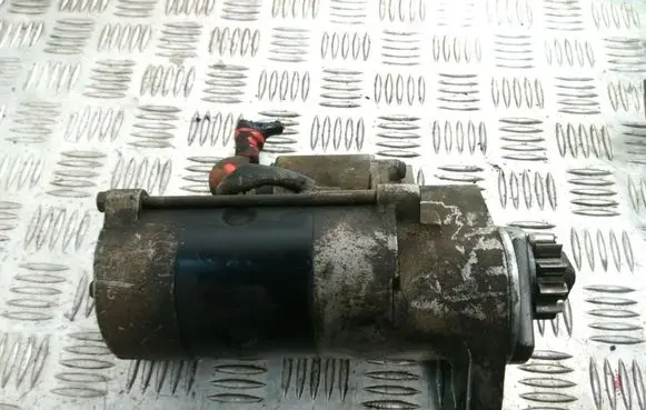 Nissan King Cab, Navara Starter motor 23300EB300