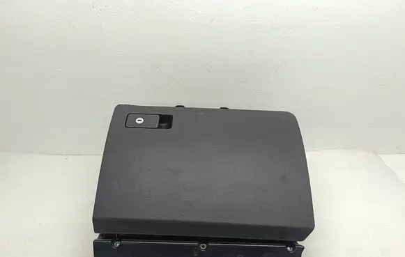 Volkswagen PASSAT B6 Glove box 3C1857114 T0024226 P0106696