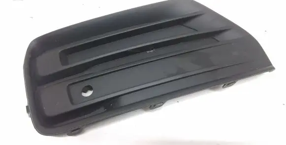 Volvo XC90 Front fog light trim/grill 31663512