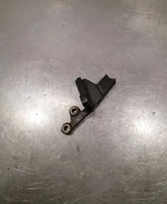 Peugeot 5008 Engine mounting bracket 9657267780