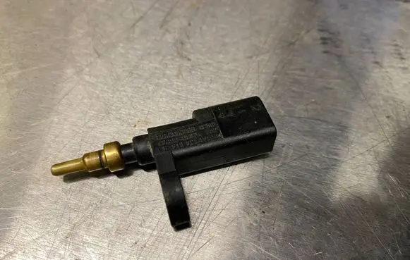 Volkswagen Caddy Coolant temperature sensor 03F919501A