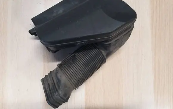 Volkswagen Polo V 6R Air intake duct part 6C0805971 6C0129618B