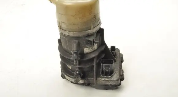 Volvo XC60 Power steering pump 31387595
