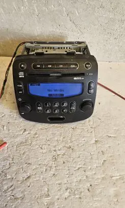 Radio/CD/DVD/GPS head unit