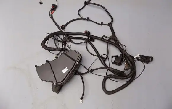 Volkswagen Touareg II Engine installation wiring loom 7P6971072AM