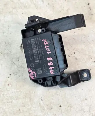 Audi A5 8T 8F Parking PDC control unit/module 8K0919475Q