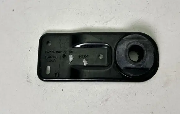 Ford Mustang VI Radiator support slam panel bracket FR338K202AC